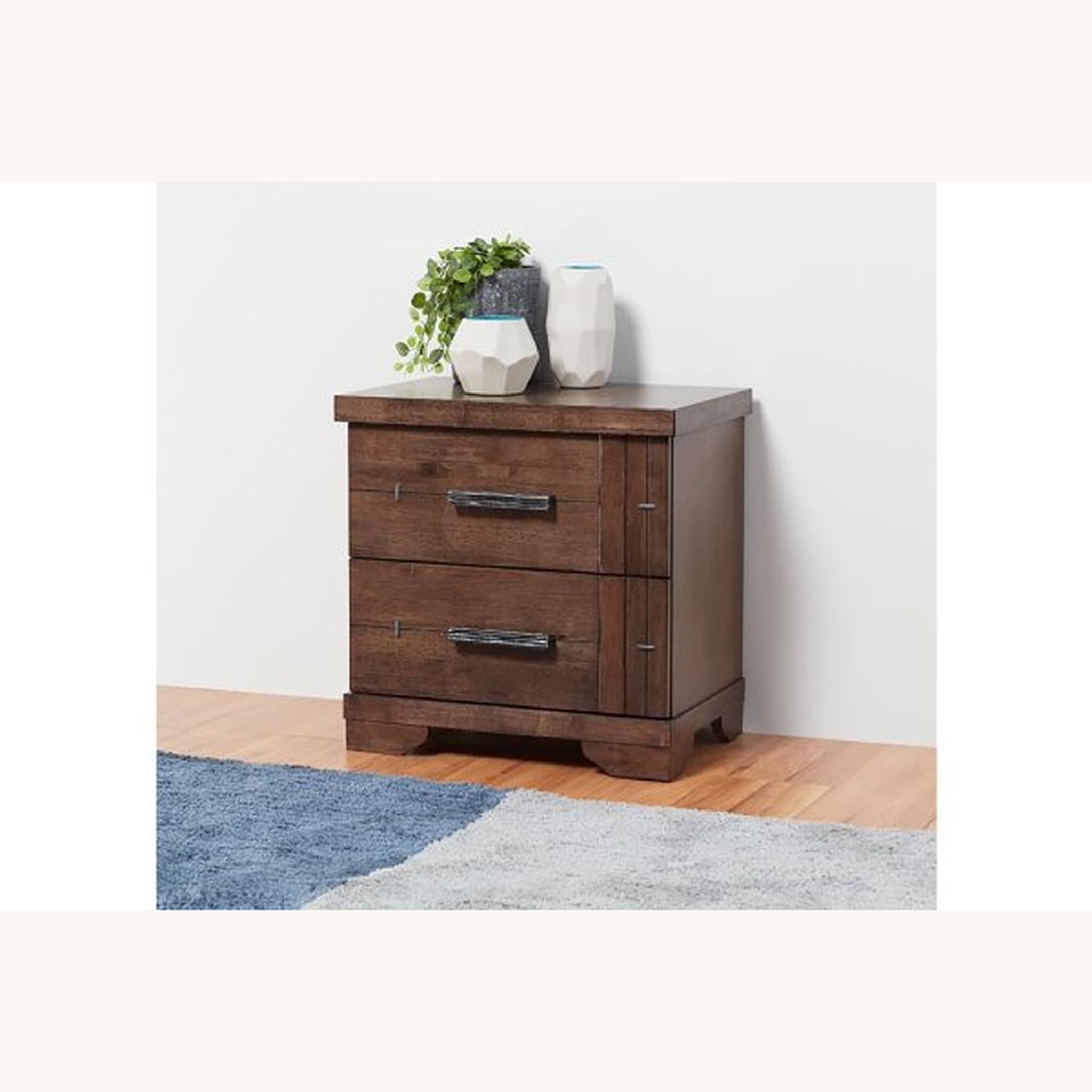 Thorndon Bedside alternate view